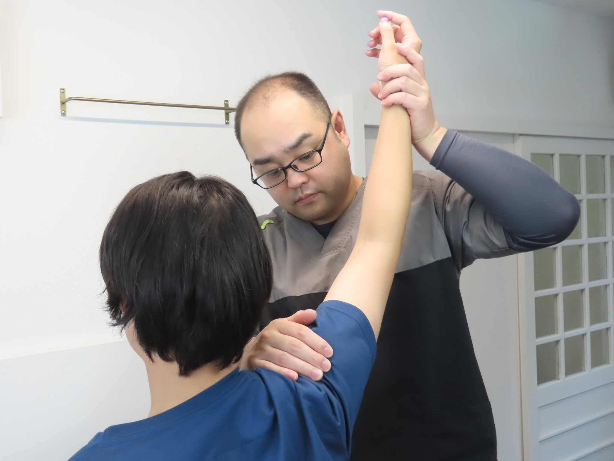肩の状態確認